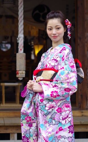 東京 正月 元旦 着物 レンタル 着付け 墨田区 錦糸町 墨田区エリアの情報や着物レンタルに関する記事をブログにて公開しています